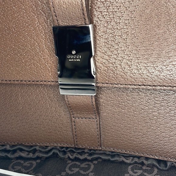 Authentic GUCCI brown leather clutch wristlet bag with dustcover COA and card - Picture 3 of 11